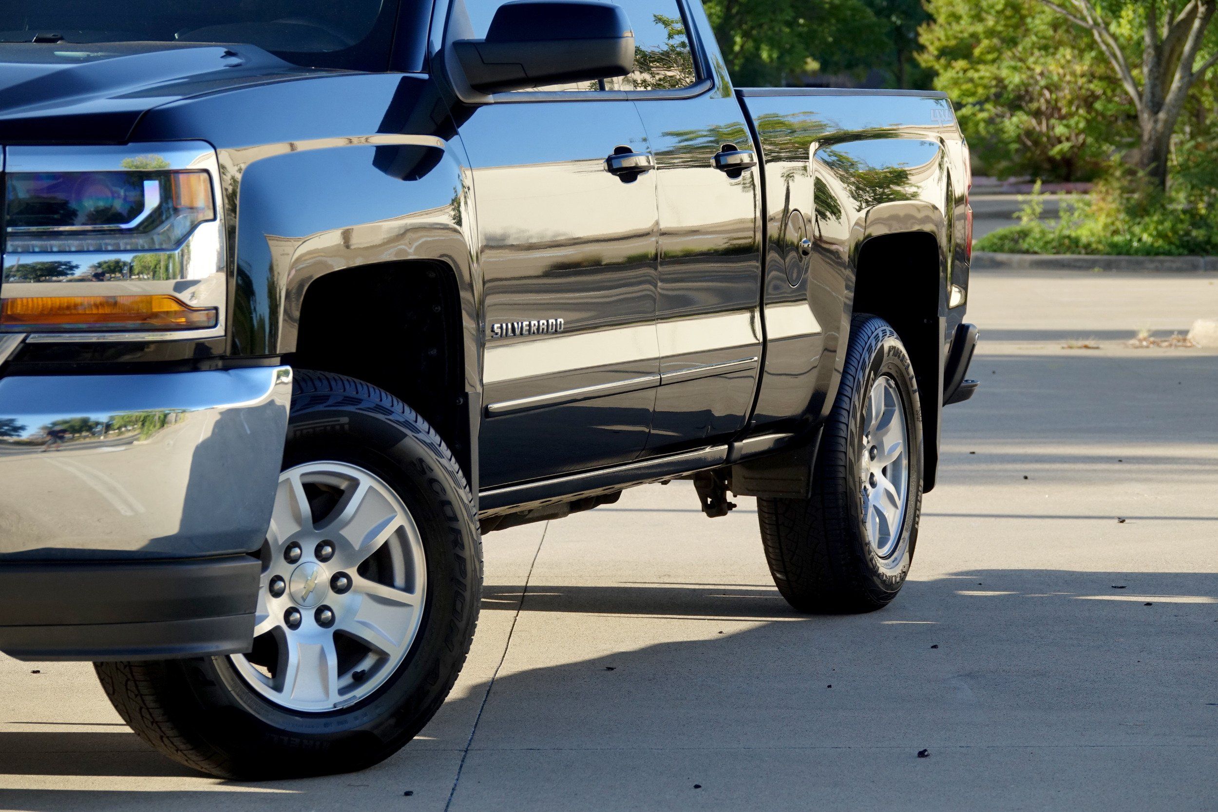 2018 Chevrolet Silverado 1500 photo 14