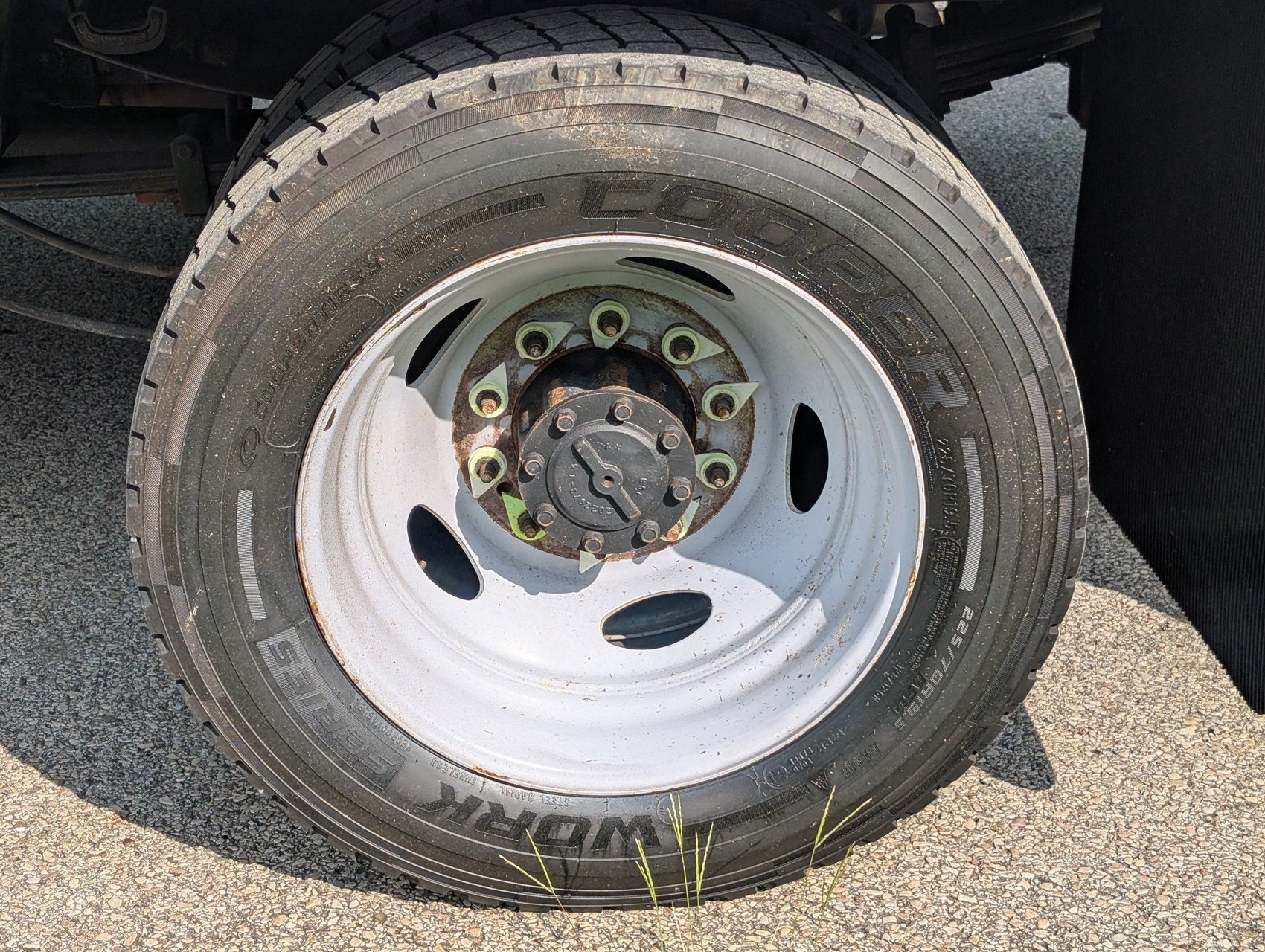 2019 Ford F-550 28