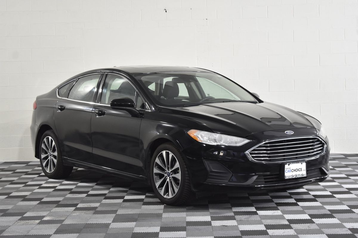 2020 Ford Fusion SE