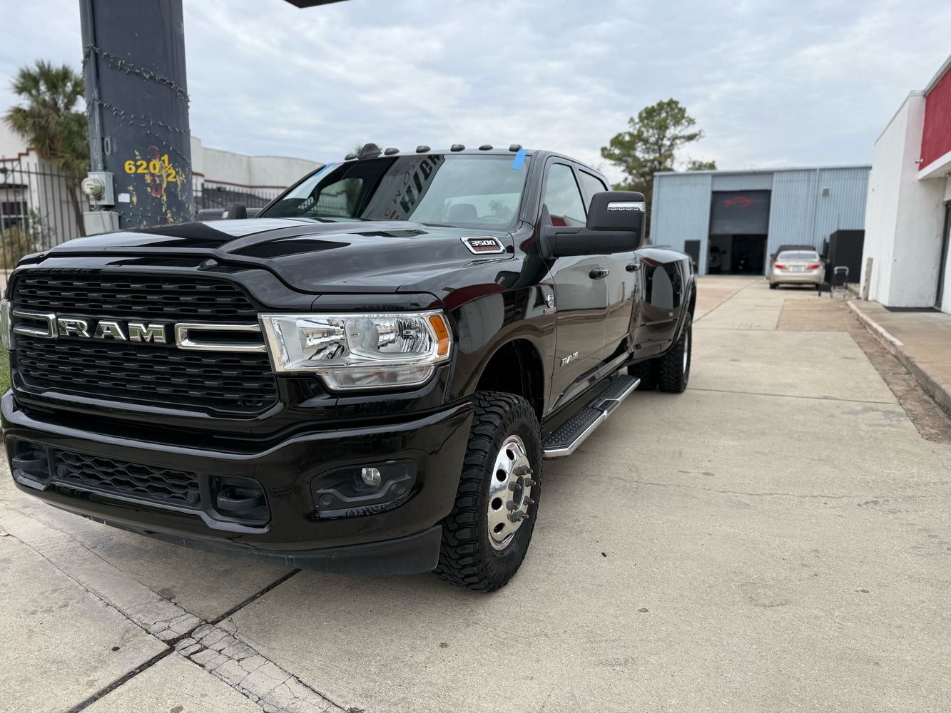 2024 RAM Ram 3500 Pickup Big Horn's photo