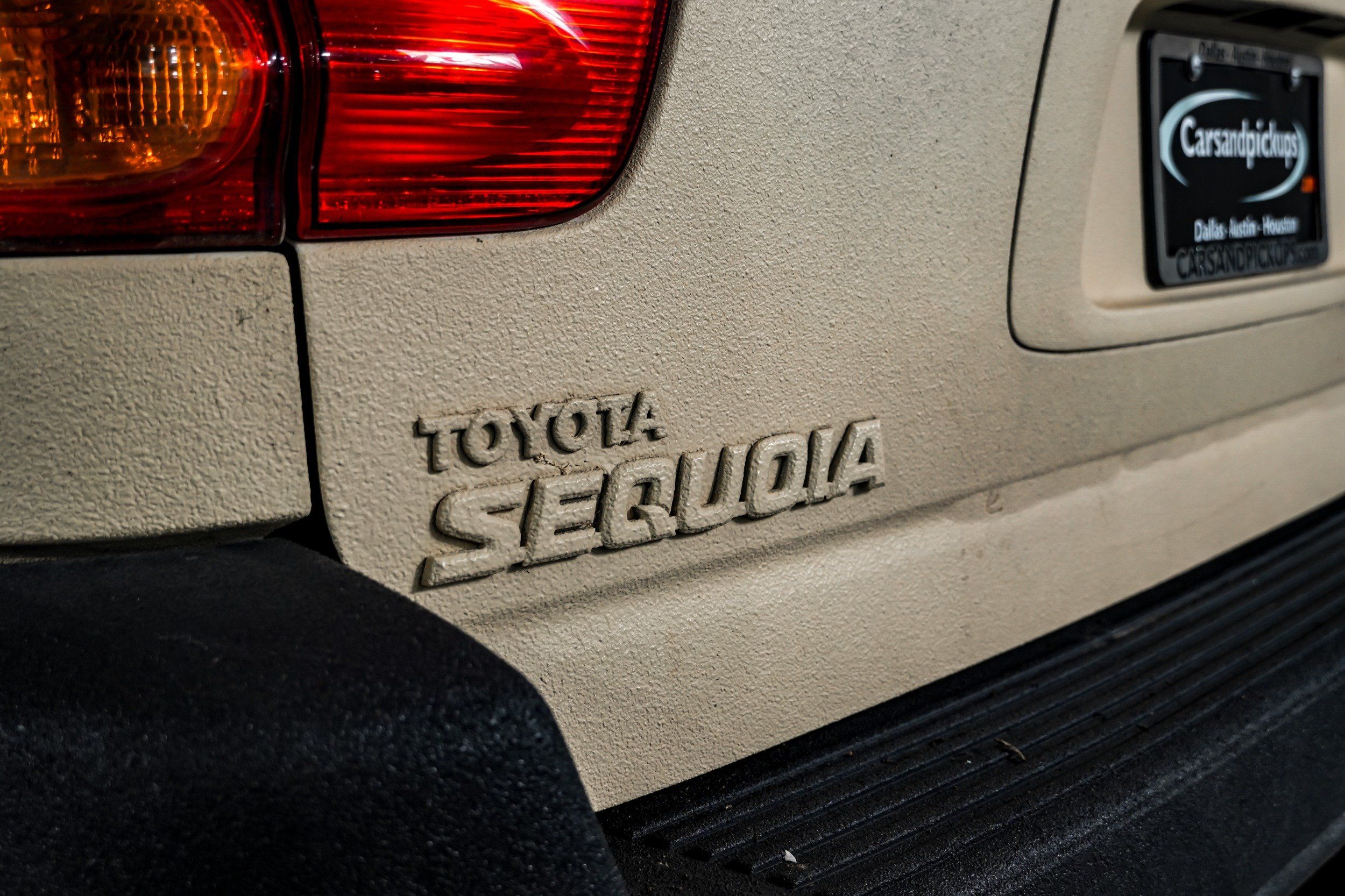 2004 Toyota Sequoia SR5 - Photo 43