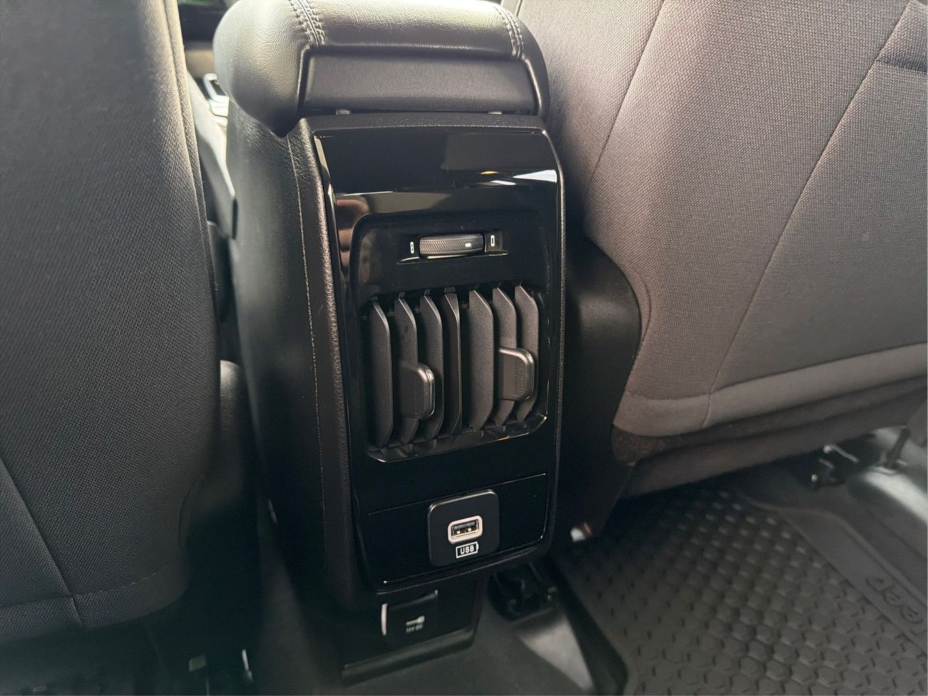 2024 Jeep Compass Sport - Photo 36