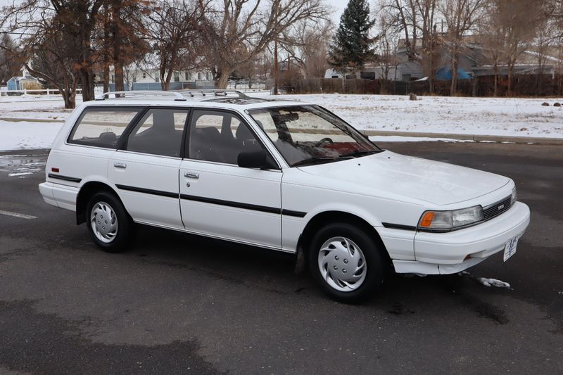 Toyota camry v20 1987