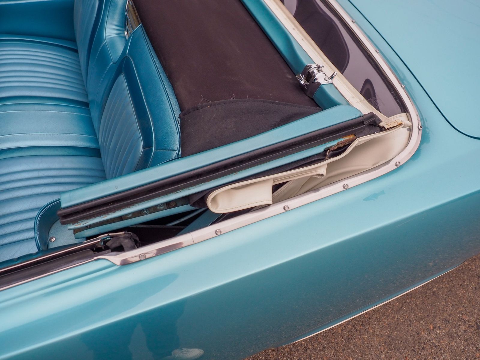 1963 Pontiac Bonneville 37
