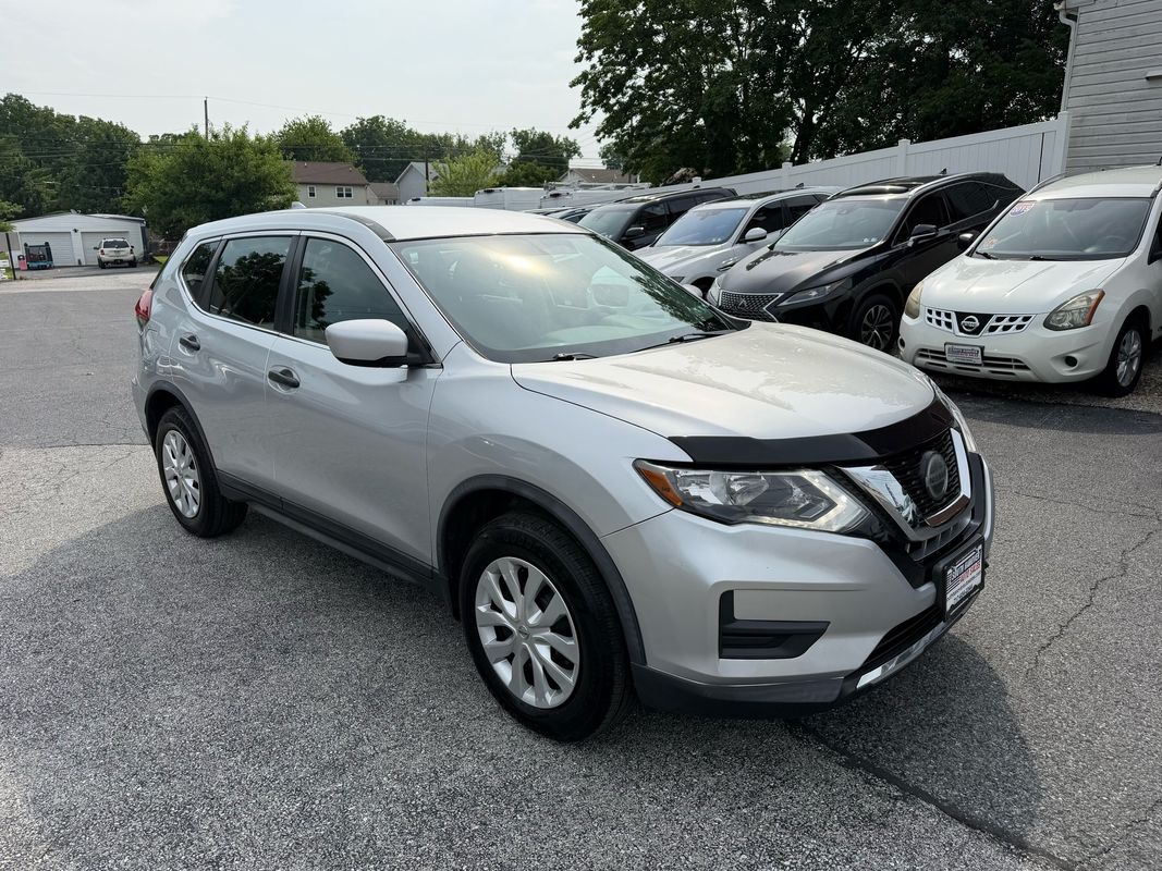 View vehicle photo 7