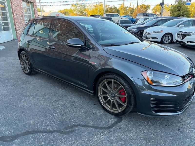 2015 Volkswagen Golf GTI S photo 3