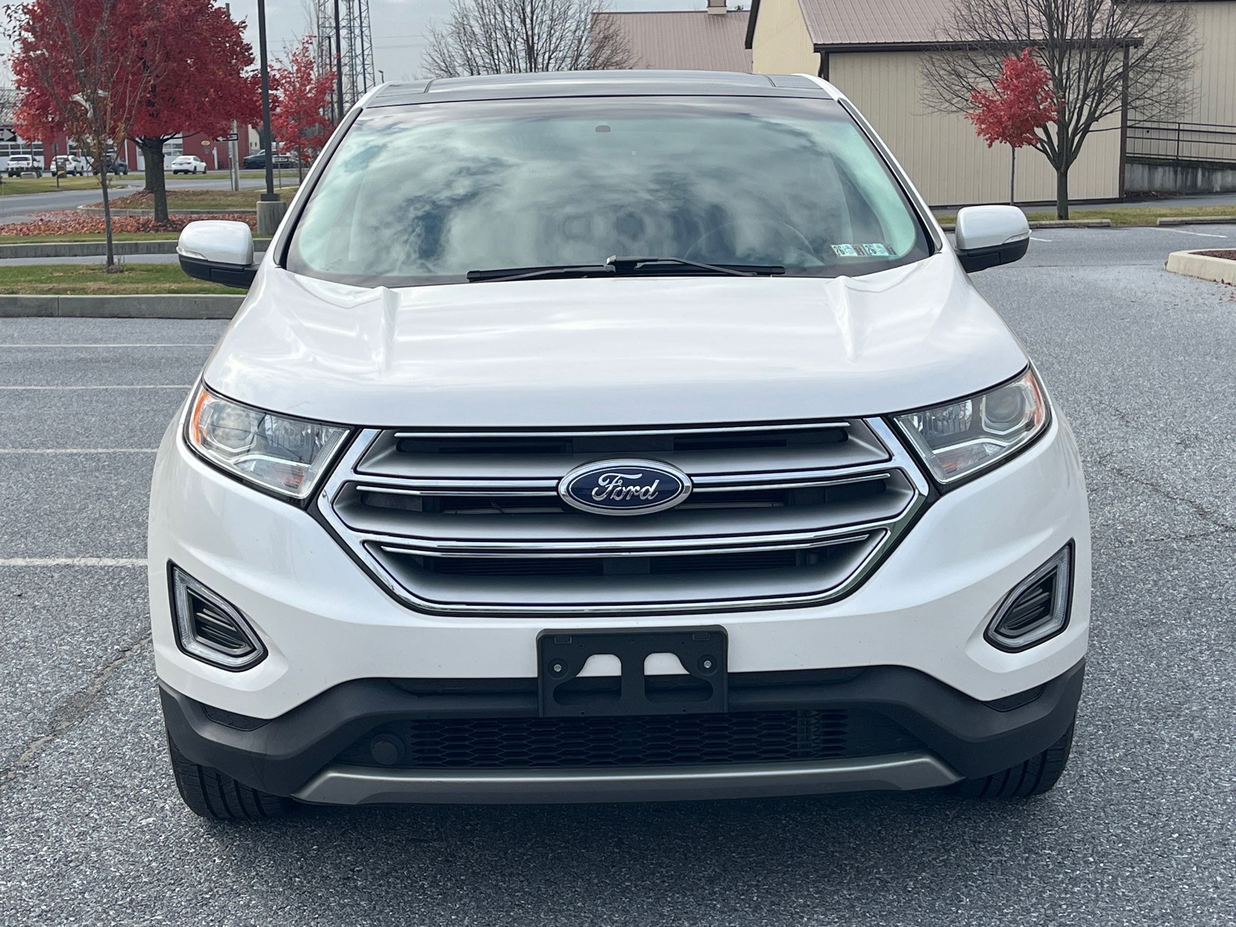 2015 Ford Edge SEL photo 2