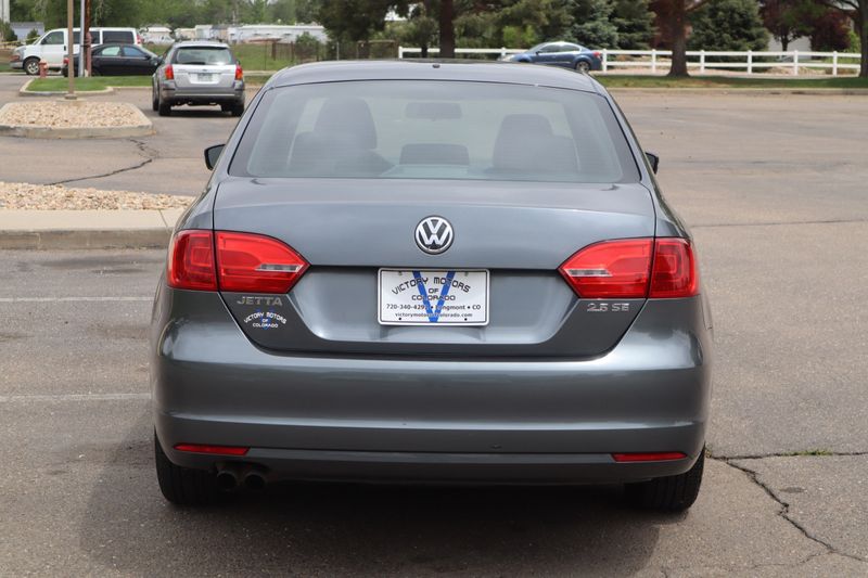 2012 Volkswagen Jetta Photos