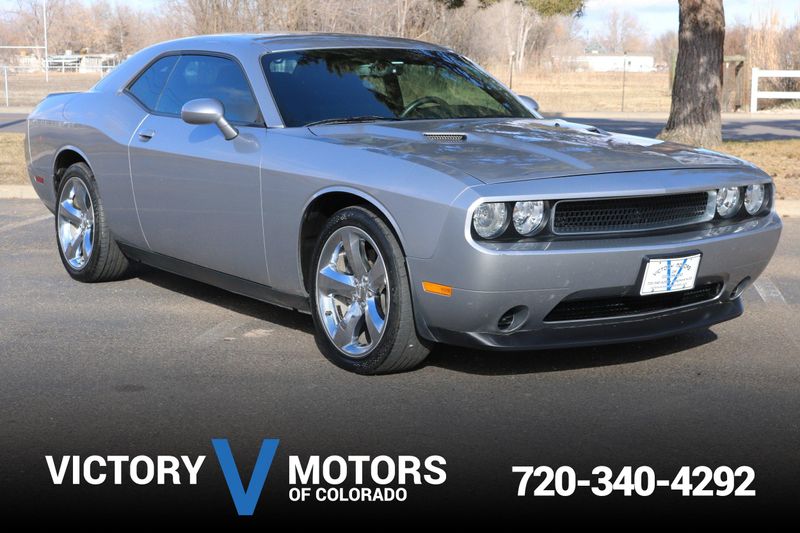 2013 Dodge Challenger SXT | Victory Motors of Colorado
