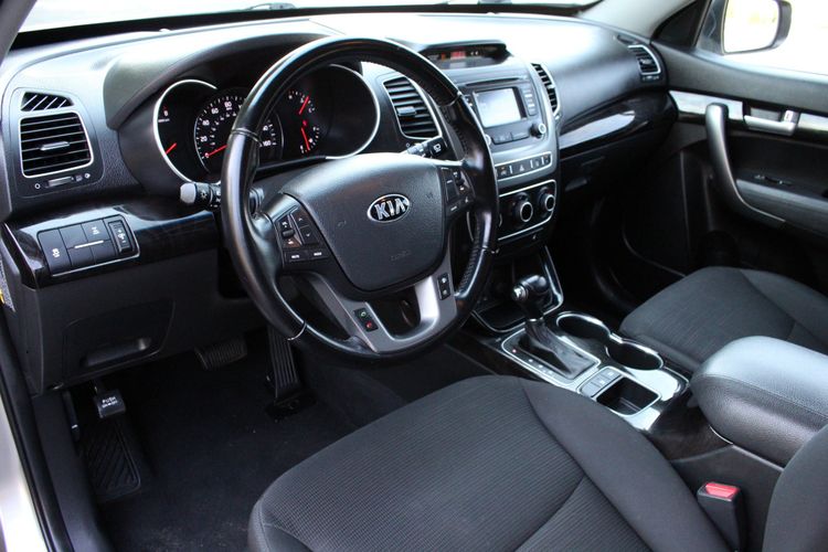 2014 Kia Sorento LX | Victory Motors of Colorado