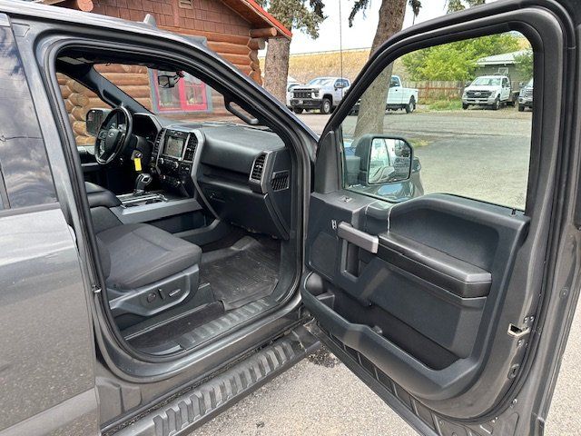 2019 Ford F-150 XLT photo 27