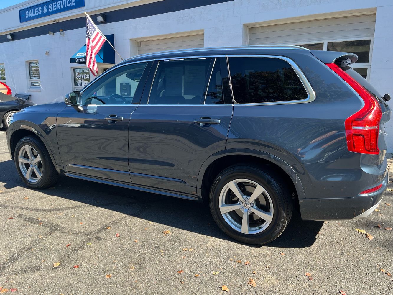 2020 Volvo XC90 T5 Momentum photo 2