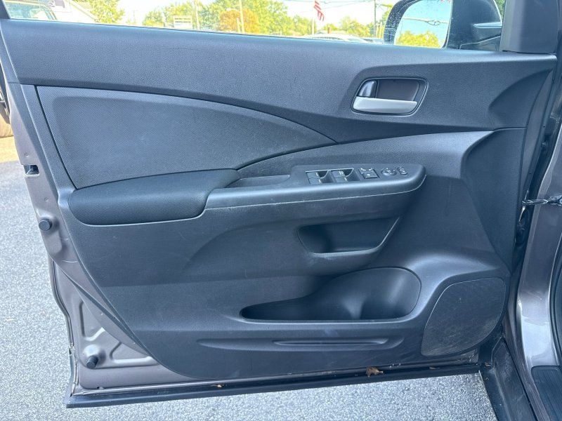 2012 Honda CR-V LX photo 9