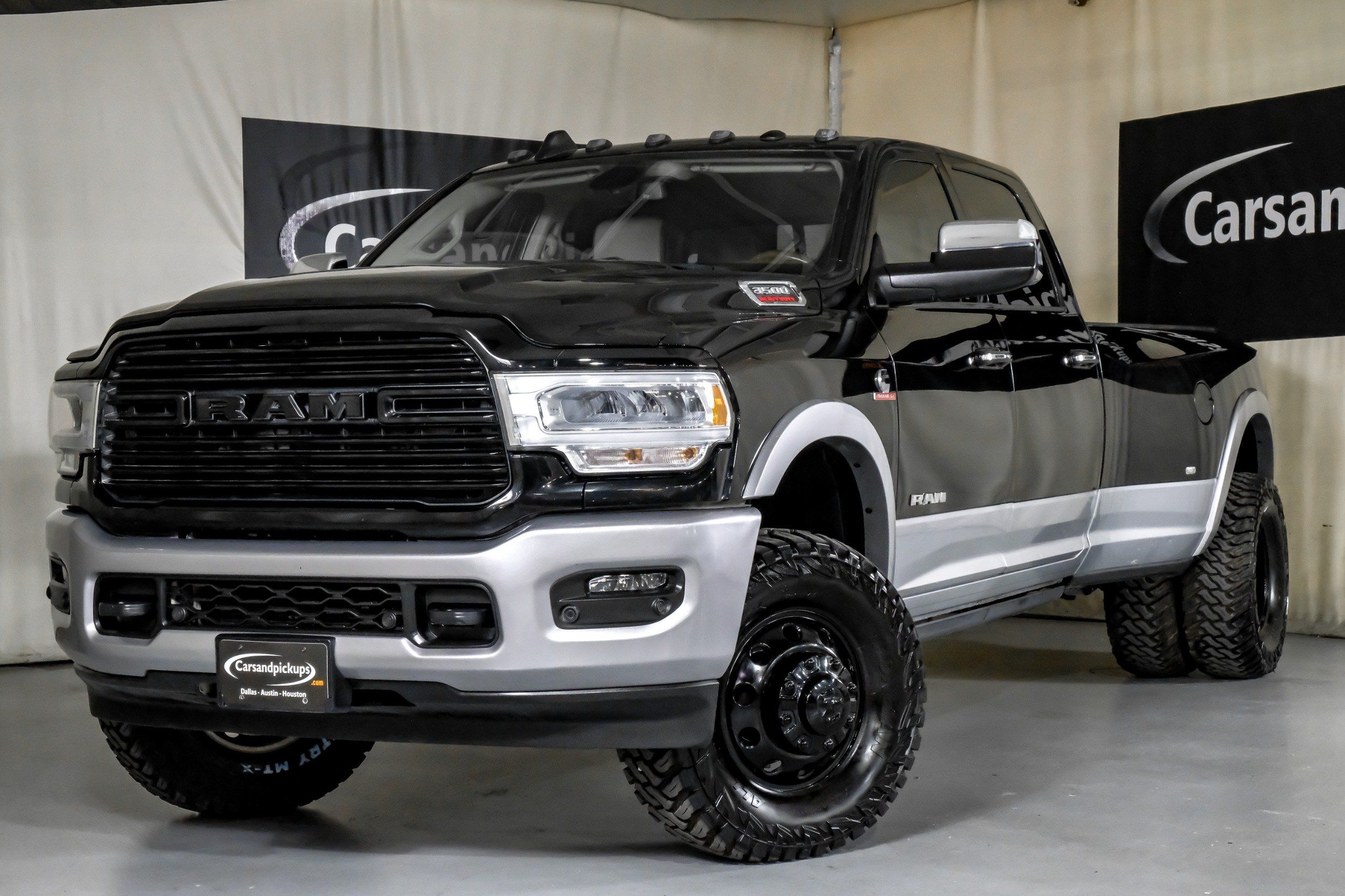 2022 Ram 3500 Laramie photo 4