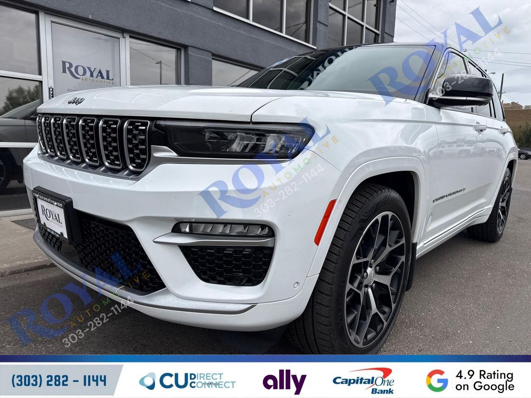 2022 Jeep Grand Cherokee Summit