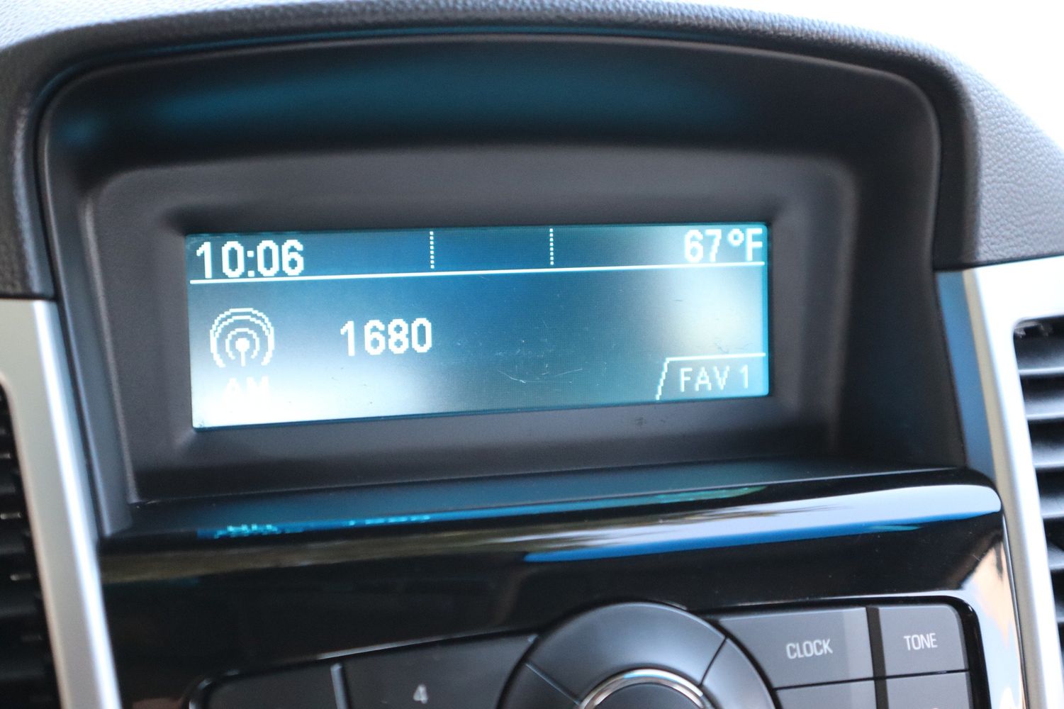 DOES 2011 CRUZE HAVE BLUETOOTH visual data 7