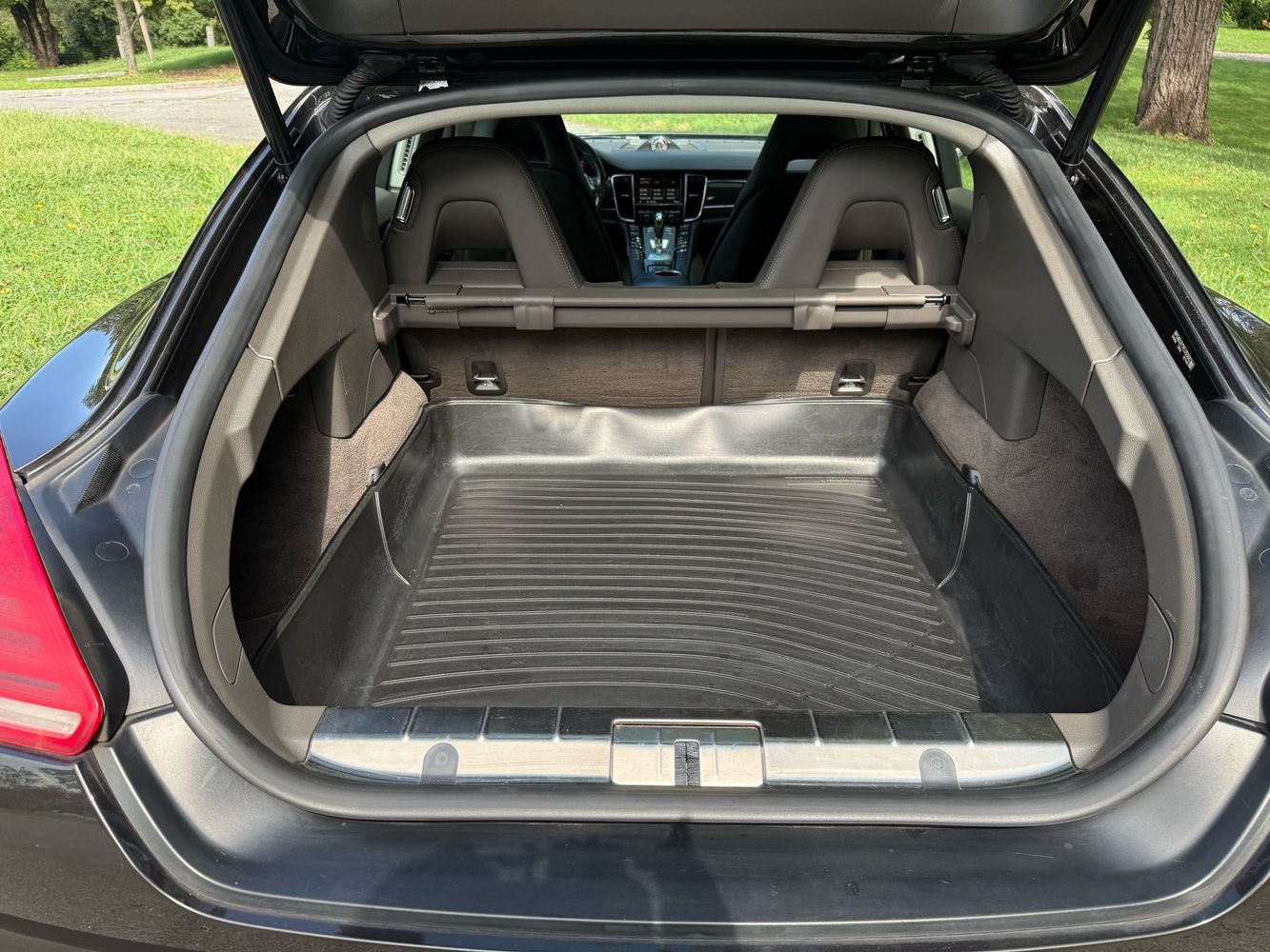 2015 Porsche Panamera 4S photo 28