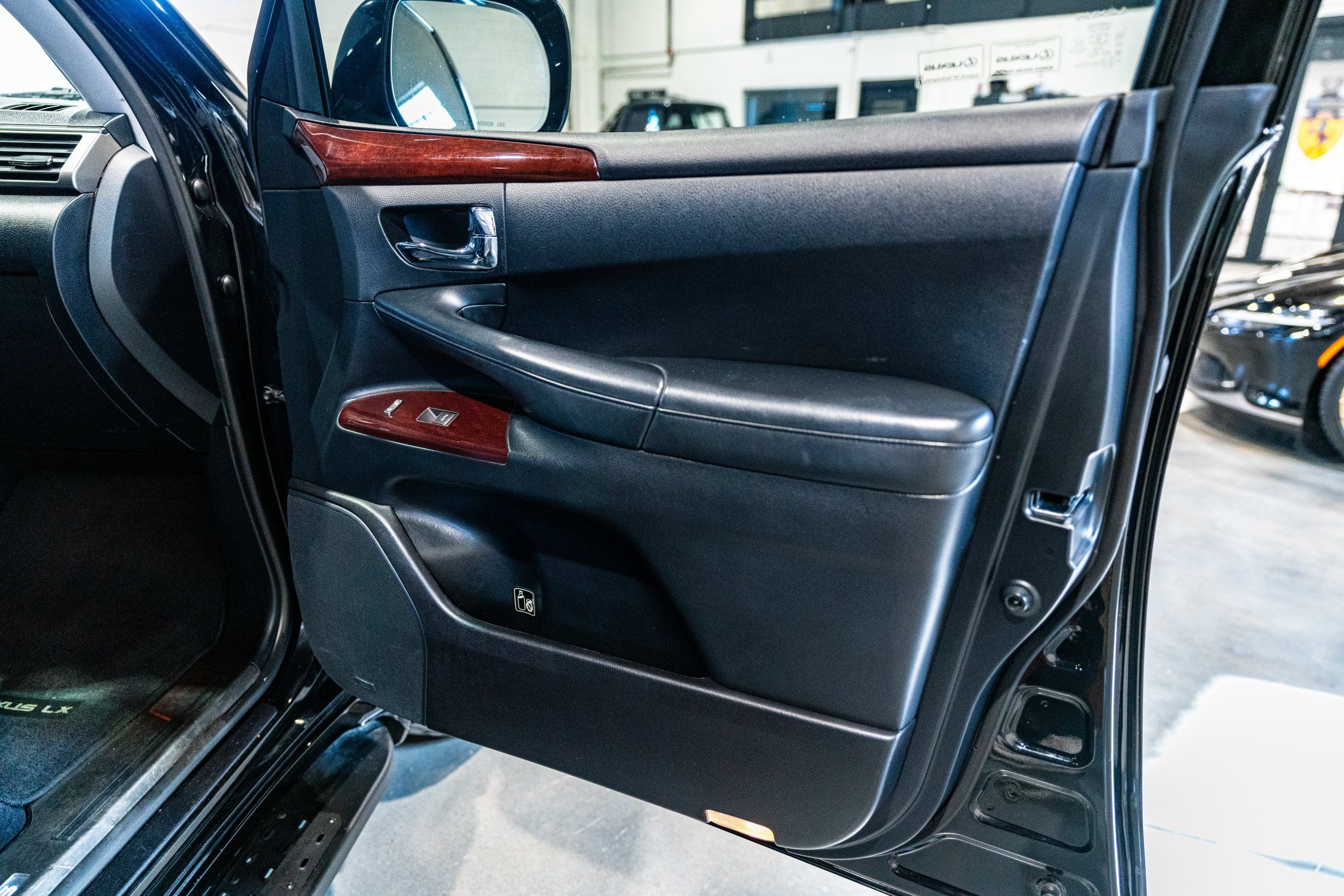 2013 Lexus LX 570, photo 38