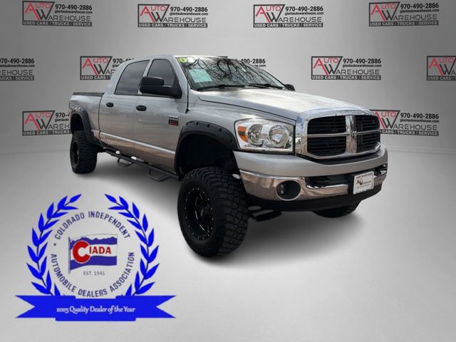 Silver 2008 Dodge RAM 2500 SXT Mega Cab 4WD Pickup Truck Four-Wheel Drive 5-Speed Automatic
