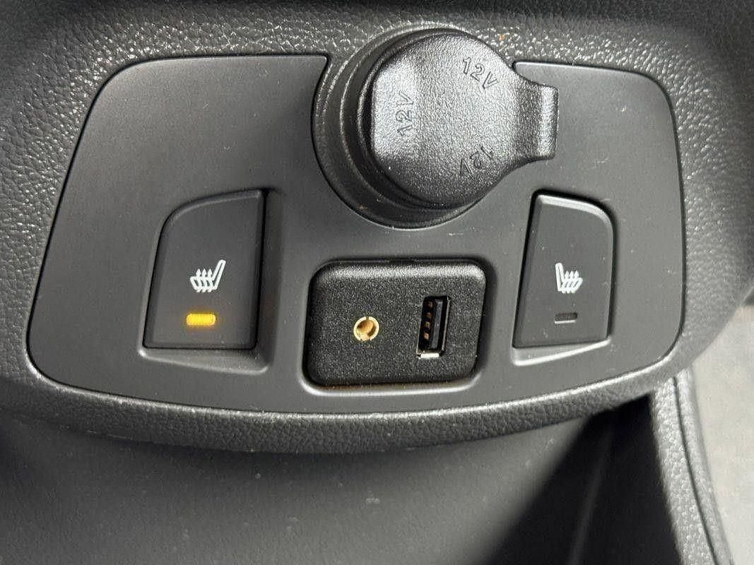 2015 Chevrolet Spark LT photo 14