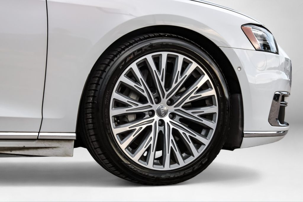 2019 Audi A8 L 55 photo 58