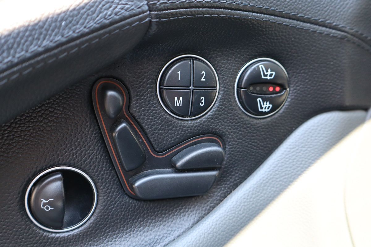 2005 Mercedes-Benz SL-Class SL 500