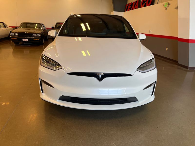 2022 Tesla Model X Base