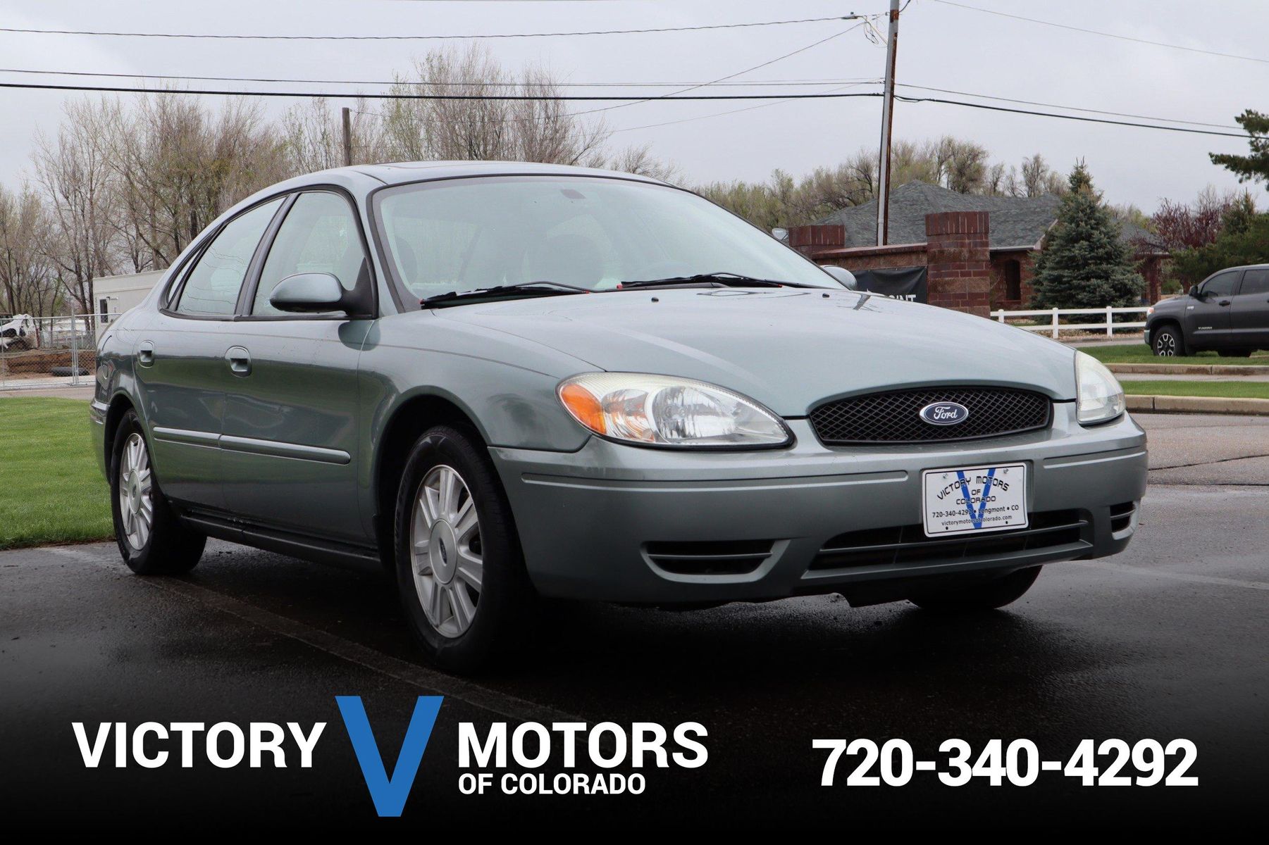 2006 Ford Taurus SEL | Victory Motors of Colorado