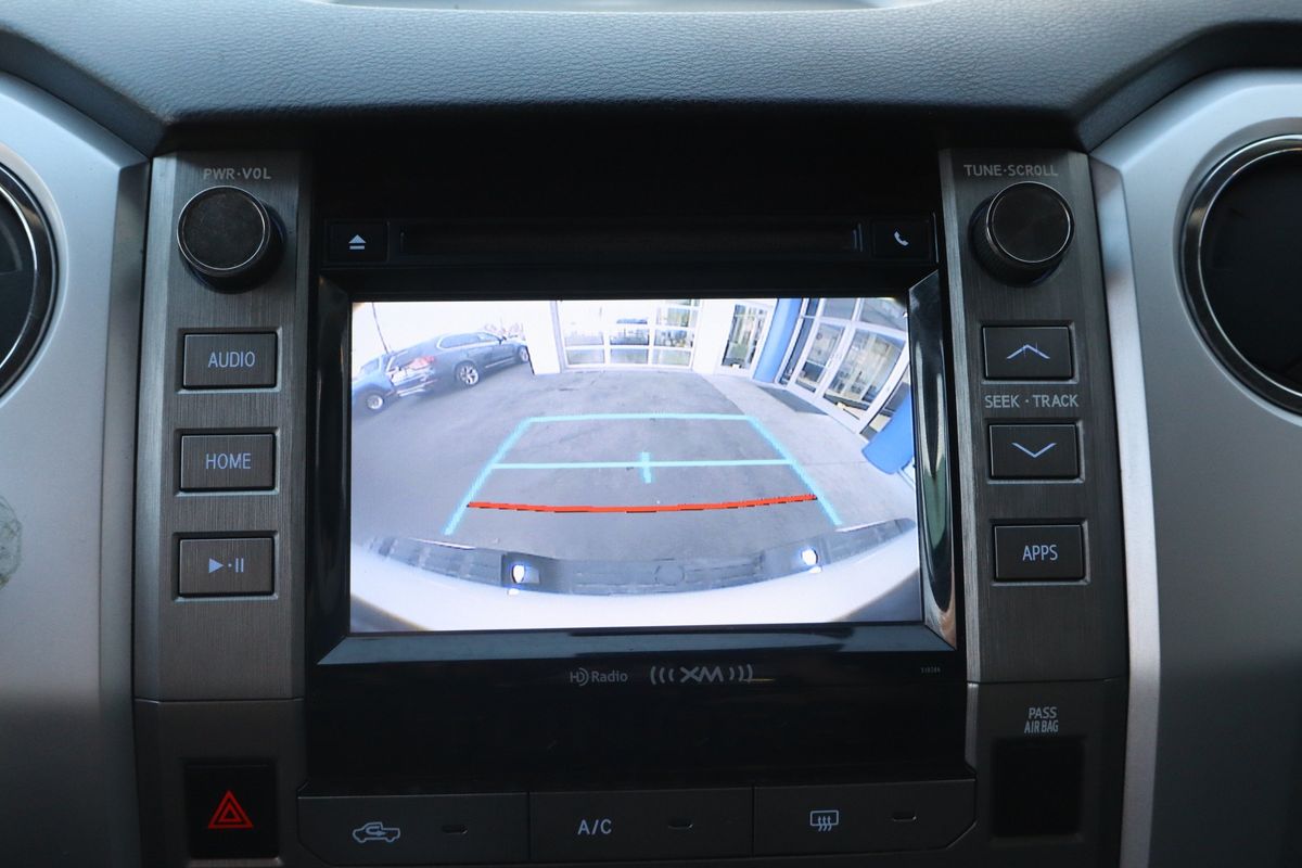 2018 Toyota Tundra SR5 5.7L V8