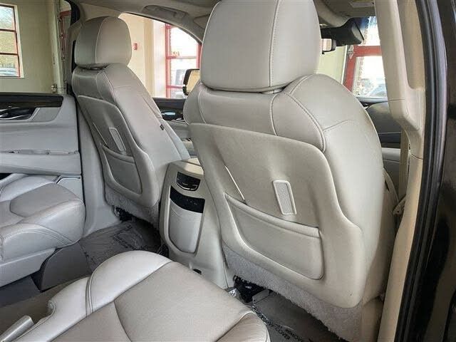 2020 Cadillac Escalade Luxury - Photo 29