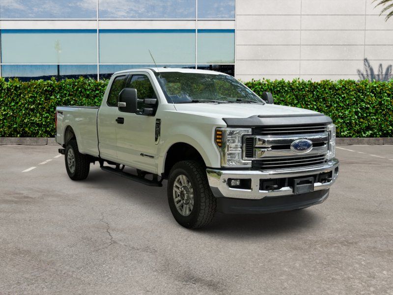 2018 Ford F-250 XLT 4x4 SuperCab 8' Box's photo