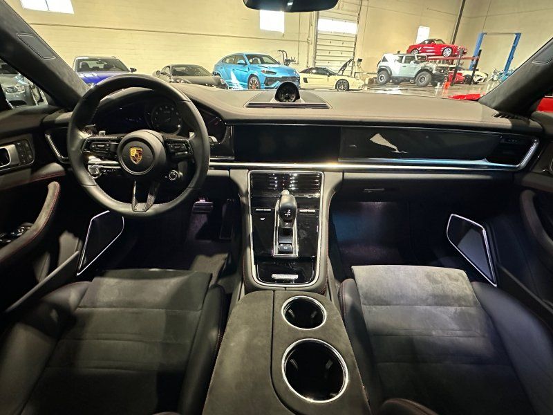 2023 Porsche Panamera GTS, photo 26