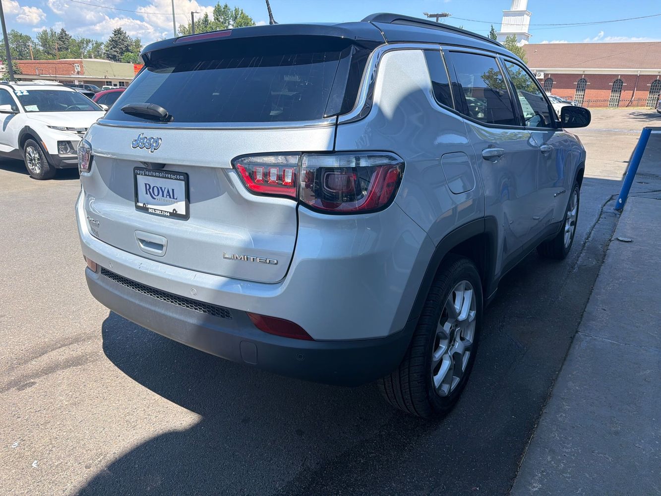 2025 Jeep Compass Limited - Photo 4