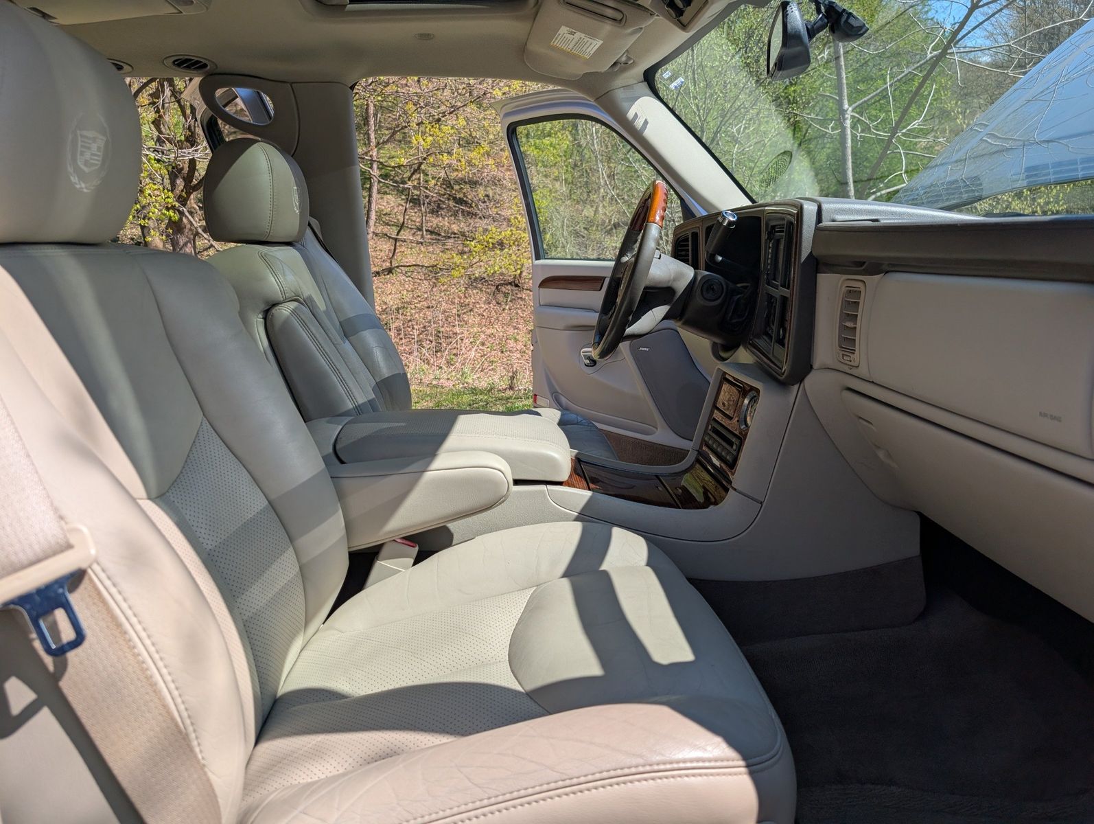 2004 Cadillac Escalade ESV 76