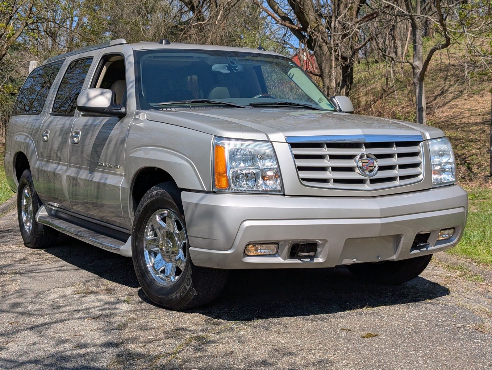 2004 Cadillac Escalade ESV 231