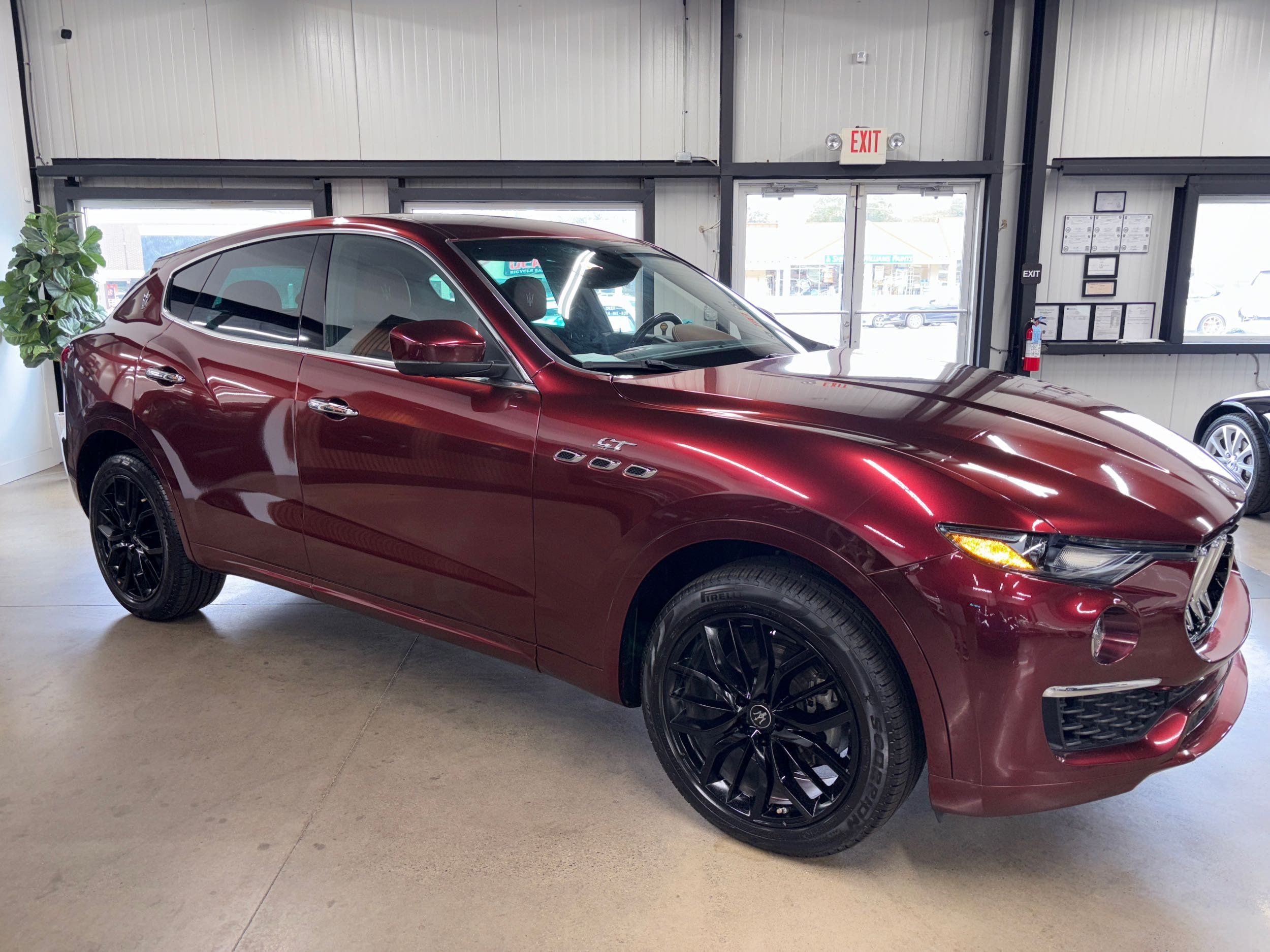2022 Maserati Levante GT photo 11