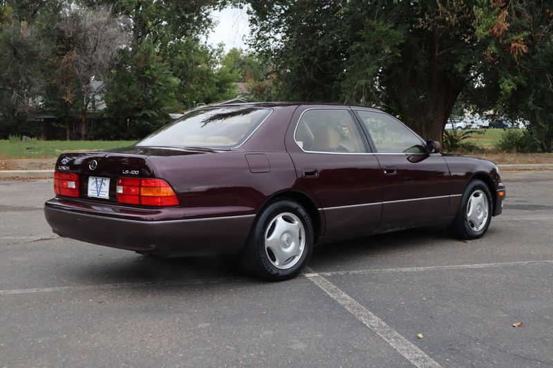 Unbelievable! This 1998 Lexus Ls400 Still Has This Secret Feature! - hgzzidj