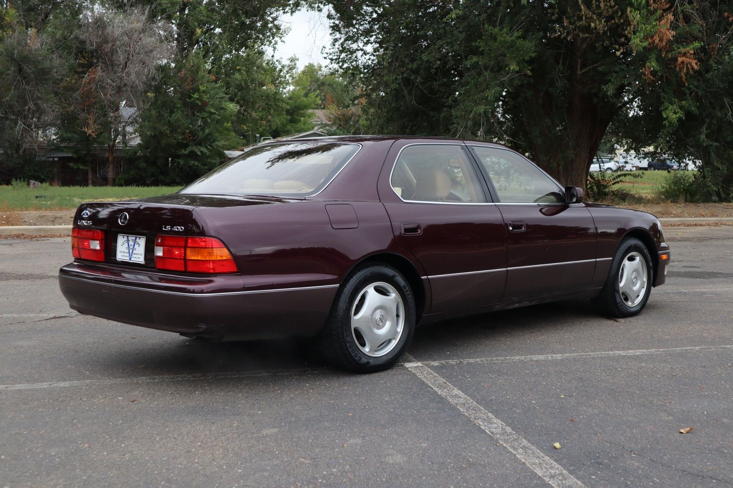 1998 Lexus LS 400 Base Victory Motors of Colorado