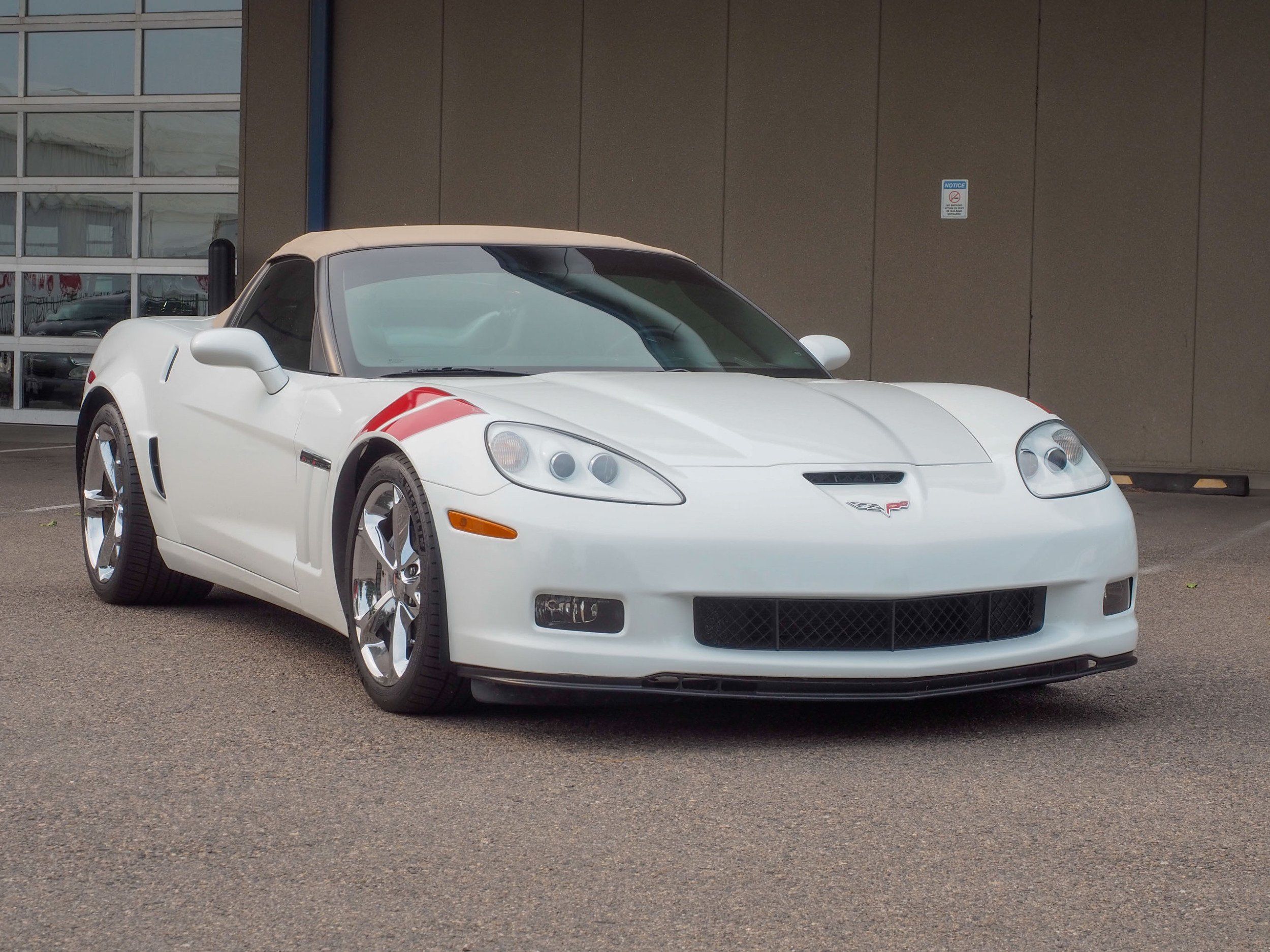 2012 Chevrolet Corvette White Grand Sport