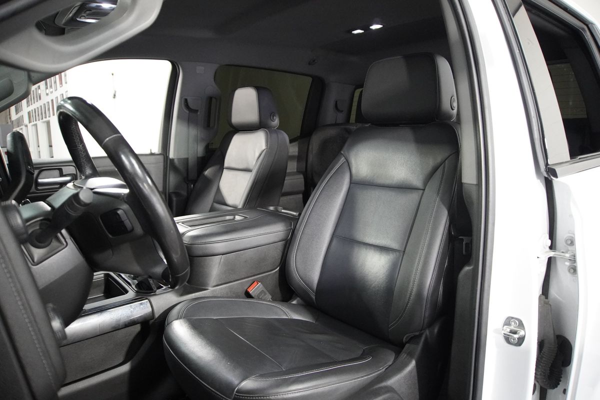 2021 Chevrolet Silverado 1500 4WD Crew Cab Short Bed RST