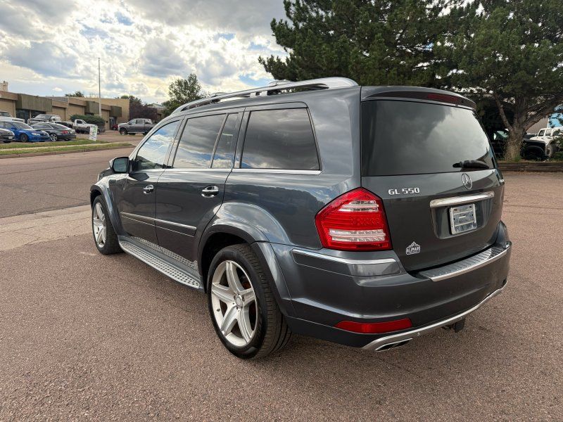 2010 Mercedes Benz GL 550 photo 4
