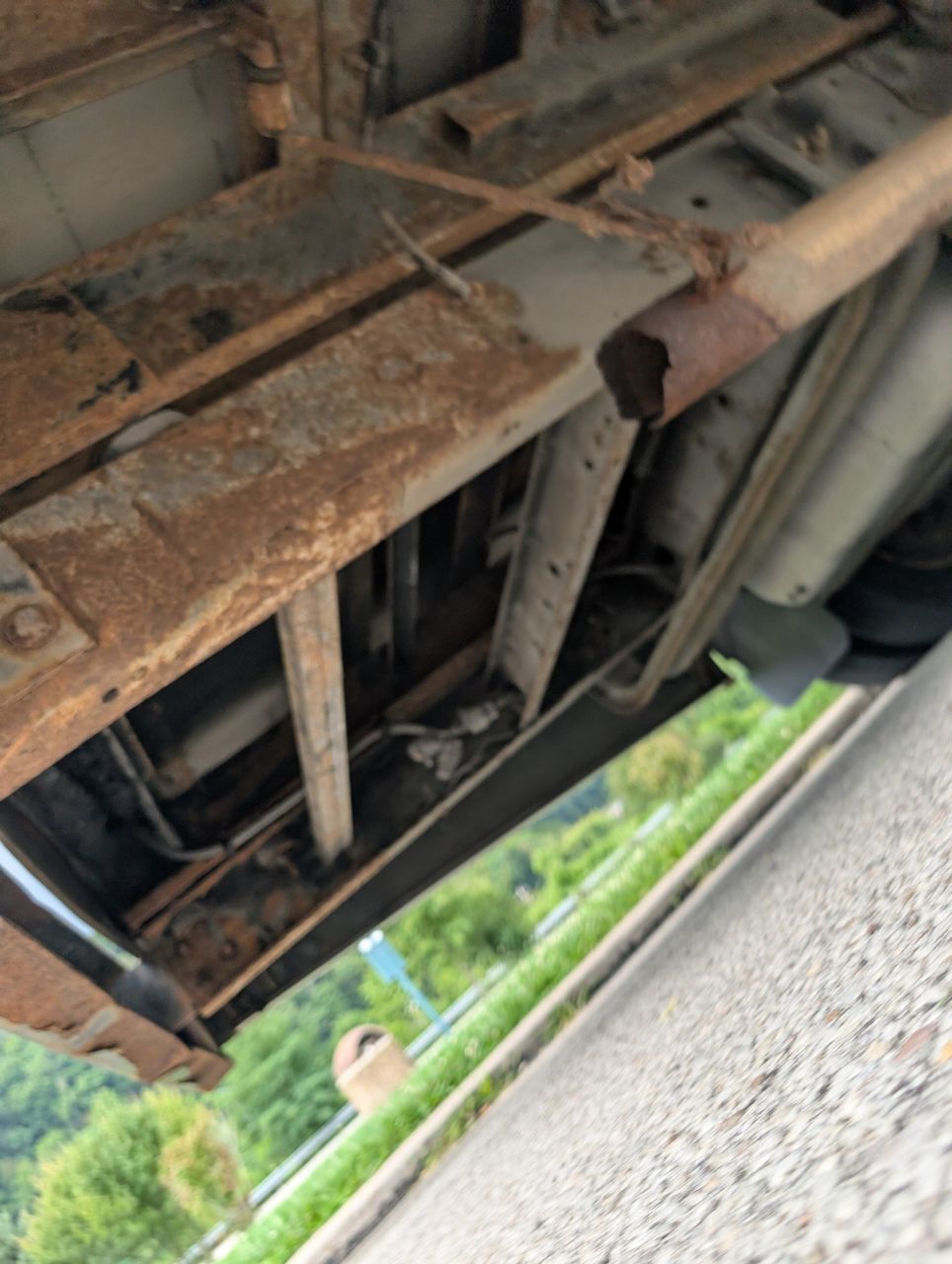 2016 Ford E-350 105