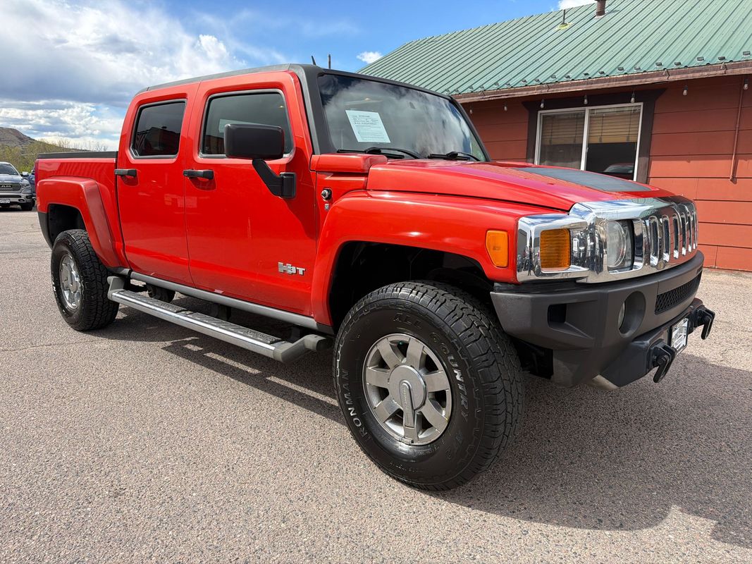 Red 2009 Hummer H3T Base Pickup Truck Four-Wheel Drive 4-Speed Automatic