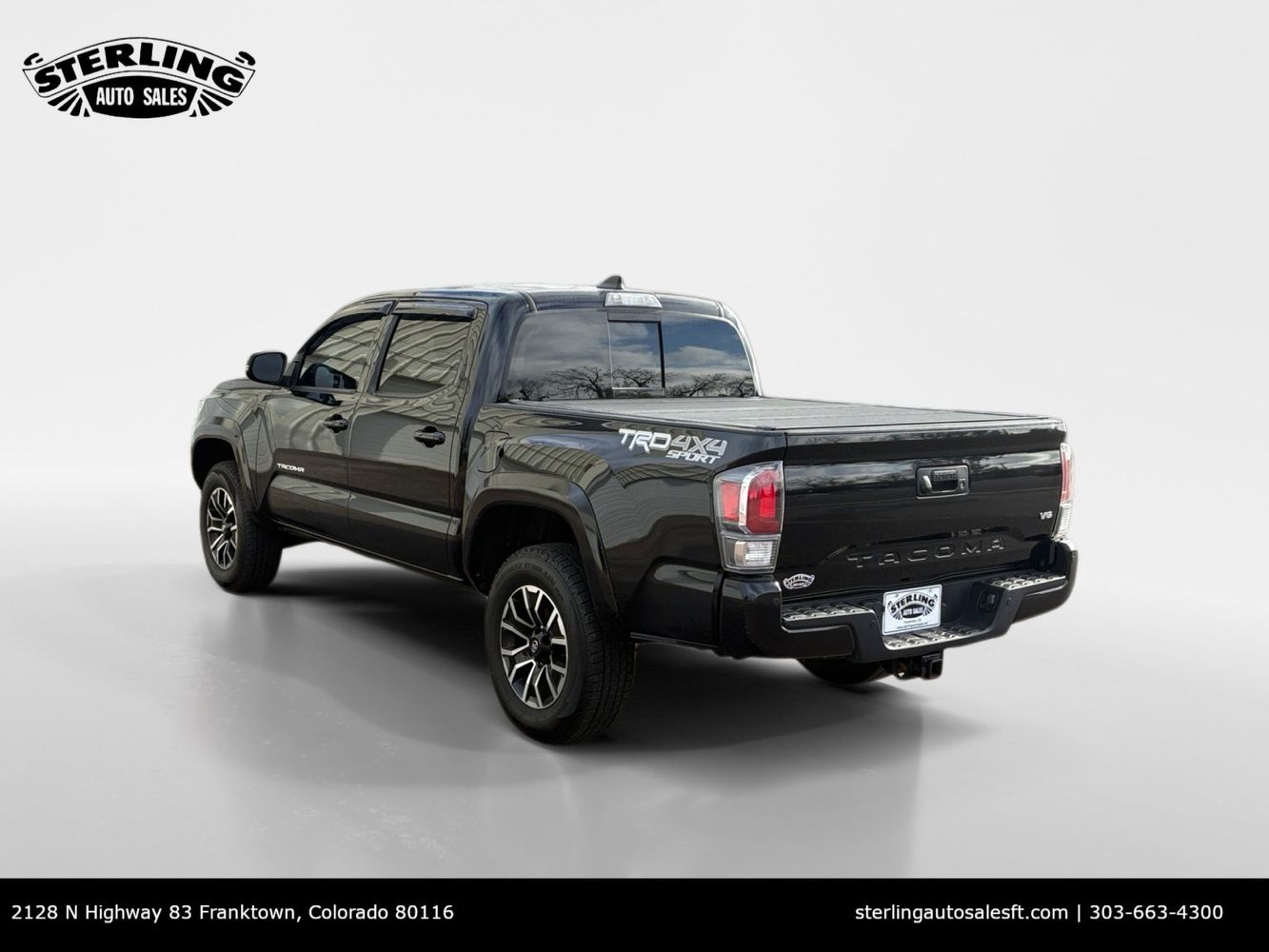 2020 Toyota Tacoma TRD Sport photo 3