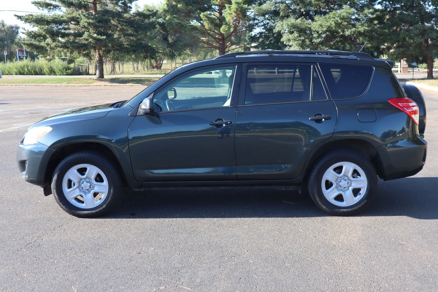 2012 Toyota RAV4 Base | Victory Motors of Colorado