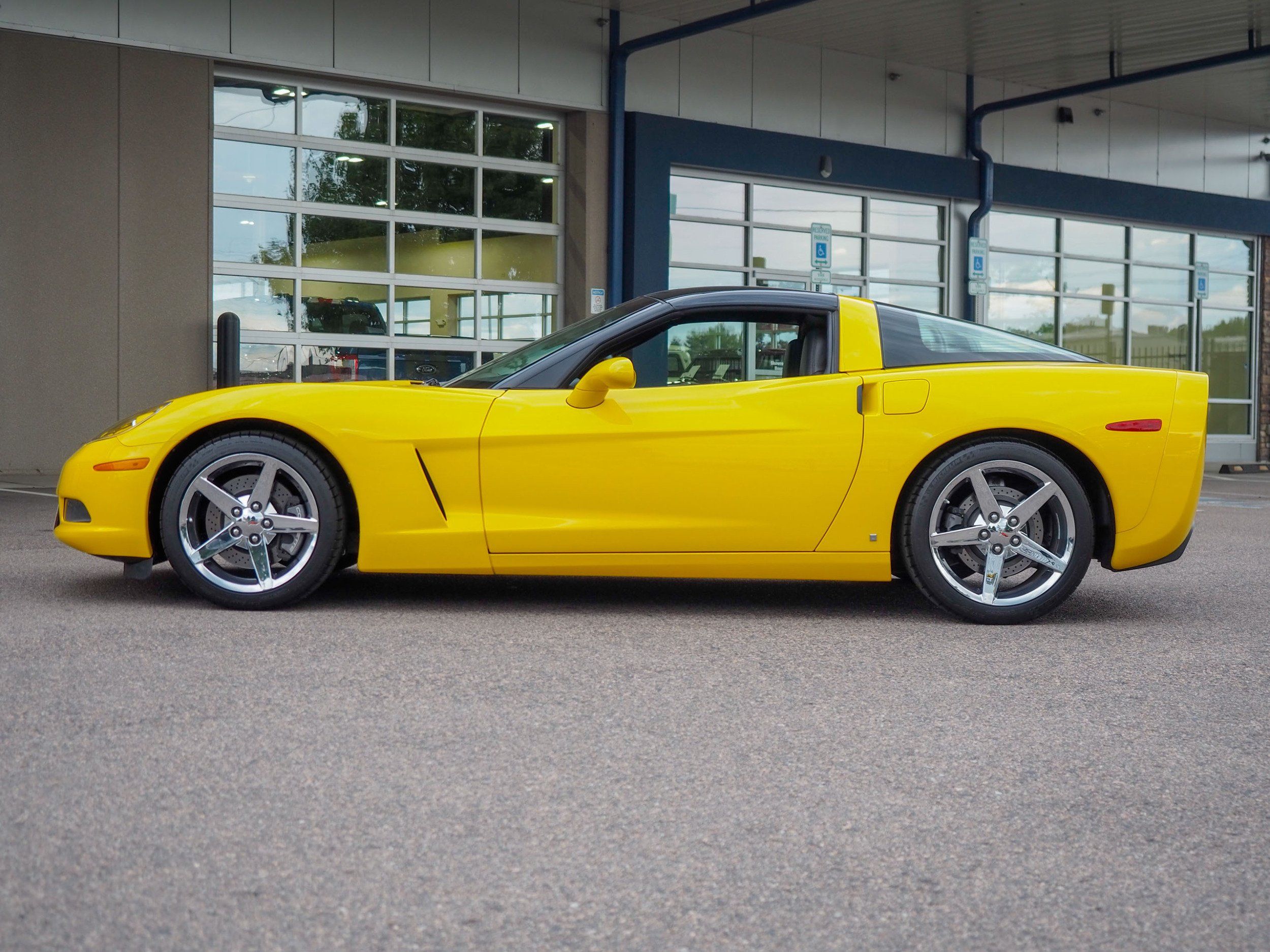 2008 Chevrolet Corvette Yellow 