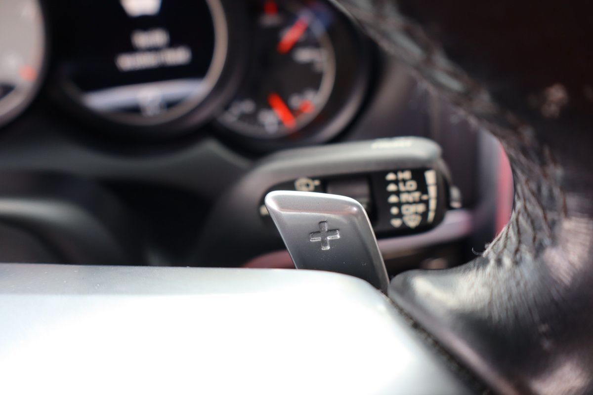 2016 Porsche Cayenne S