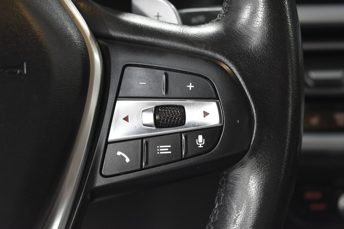 2020 BMW 330i xDrive