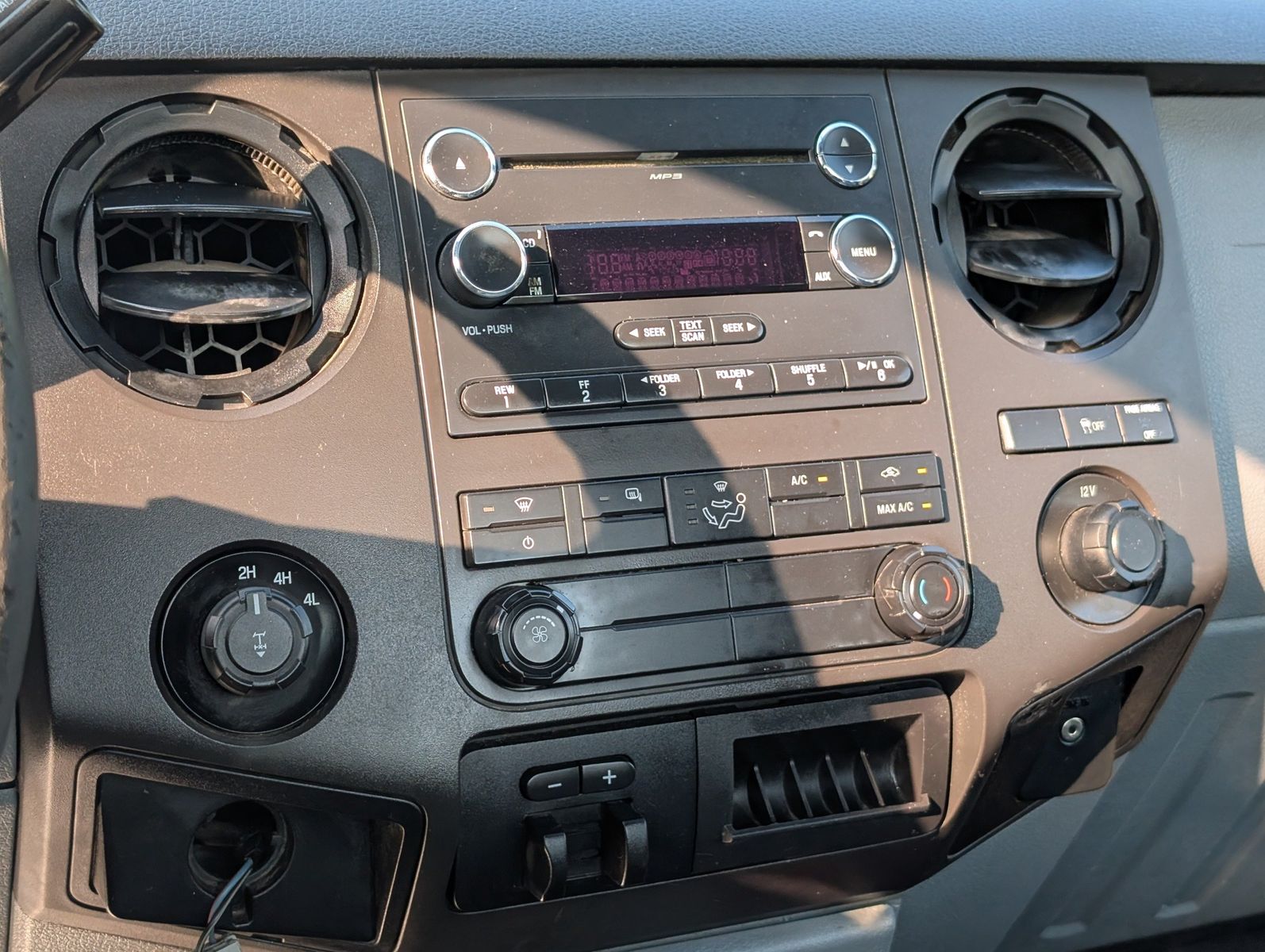 2016 Ford F-250 53