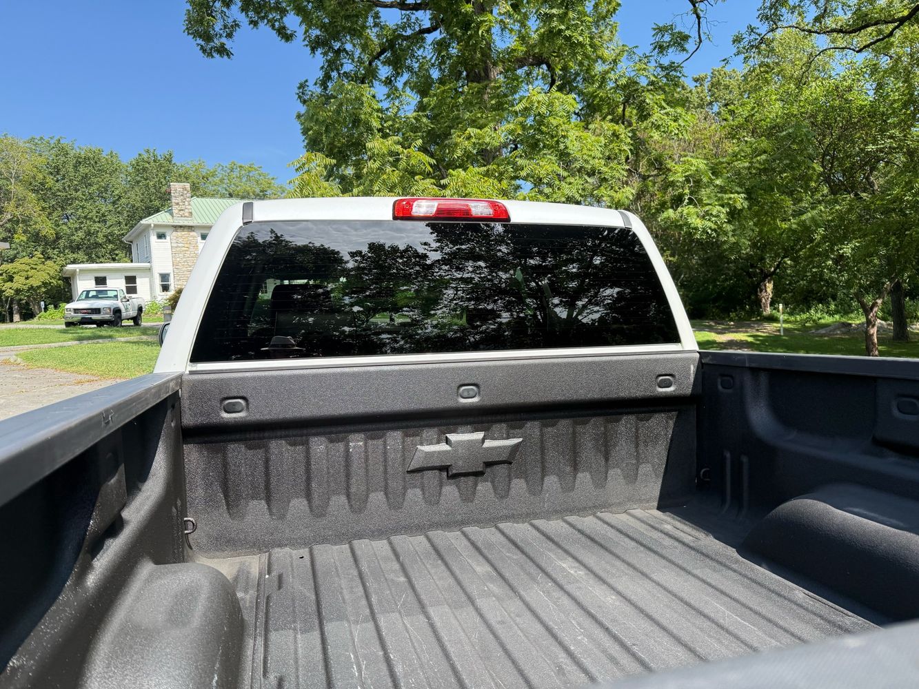 2016 Chevrolet Silverado 1500 LT Z71 photo 25